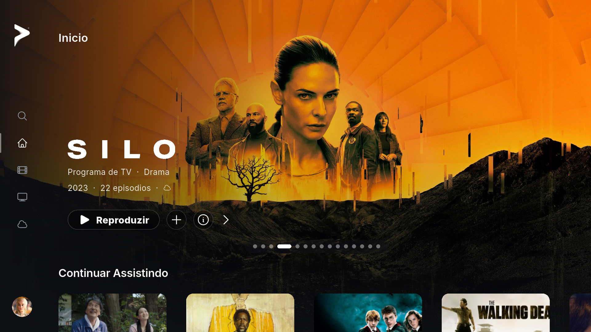 Tela inicial do PlayFlix com um catálogo estilo Netflix